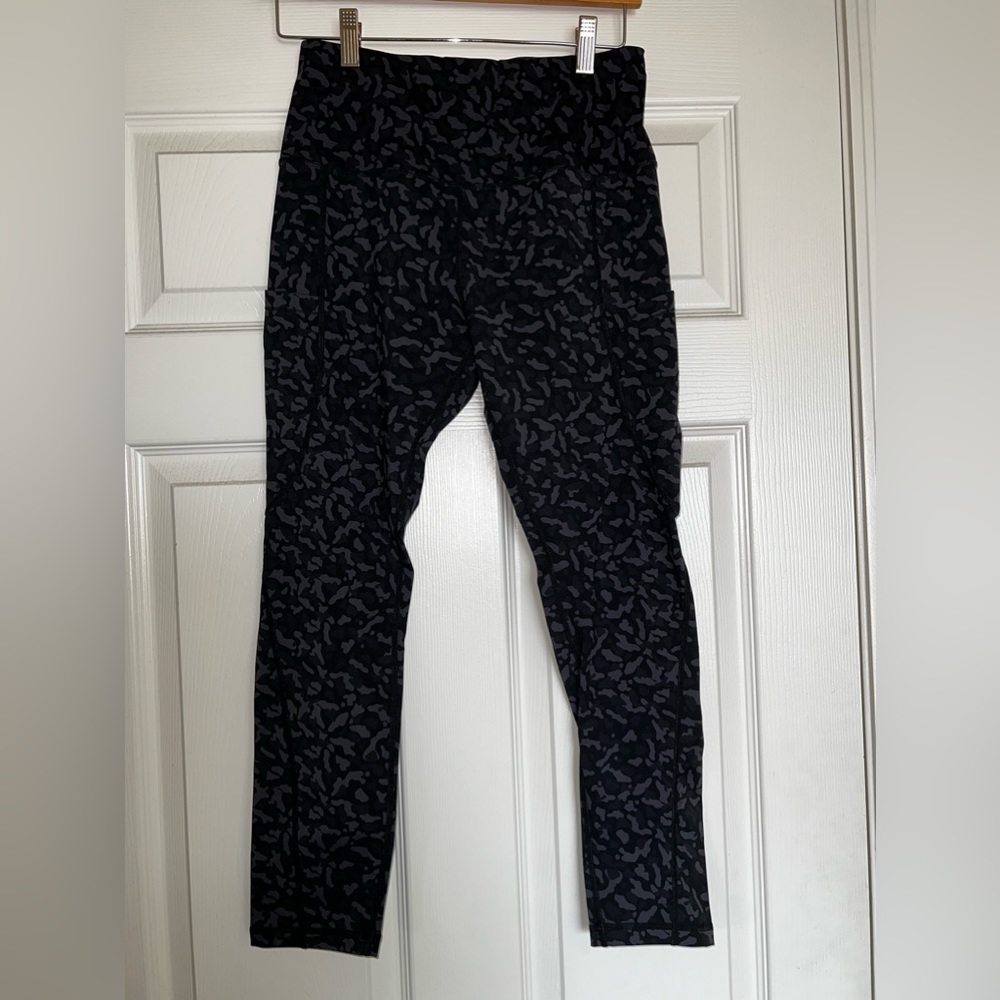 Salty Honey Formed Leggings